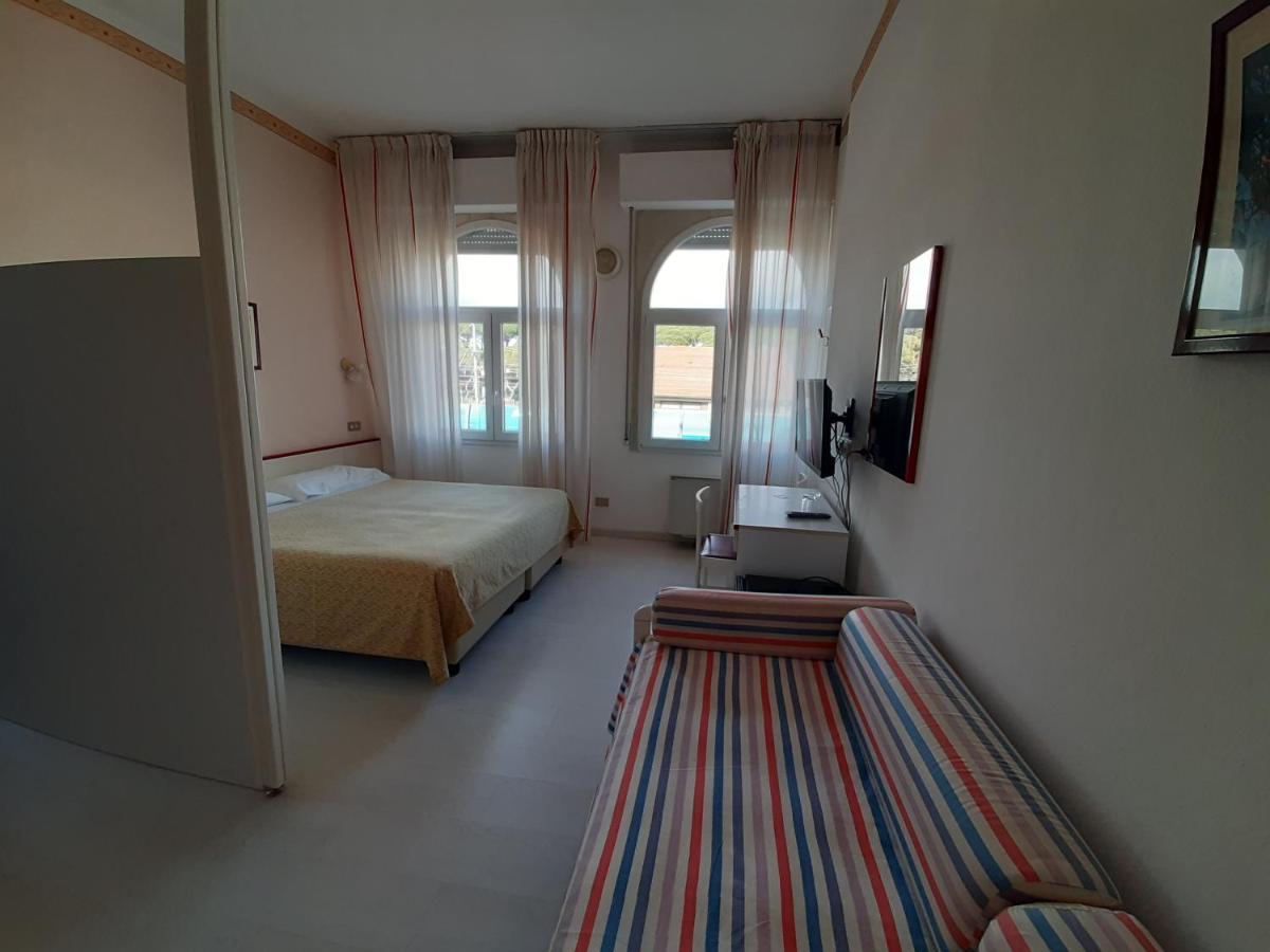 Elba Hotel โรซินญาโน โซลเวย์ ภายนอก รูปภาพ