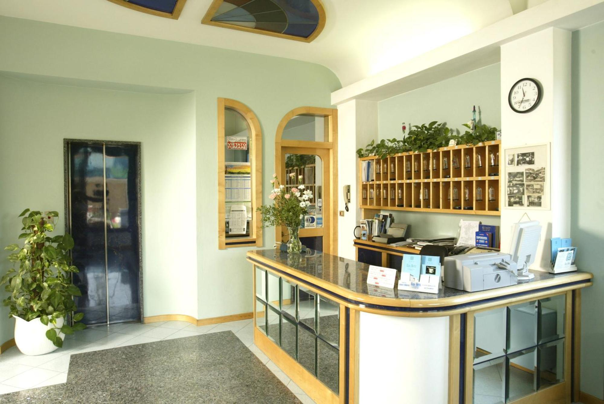 Elba Hotel โรซินญาโน โซลเวย์ ภายนอก รูปภาพ