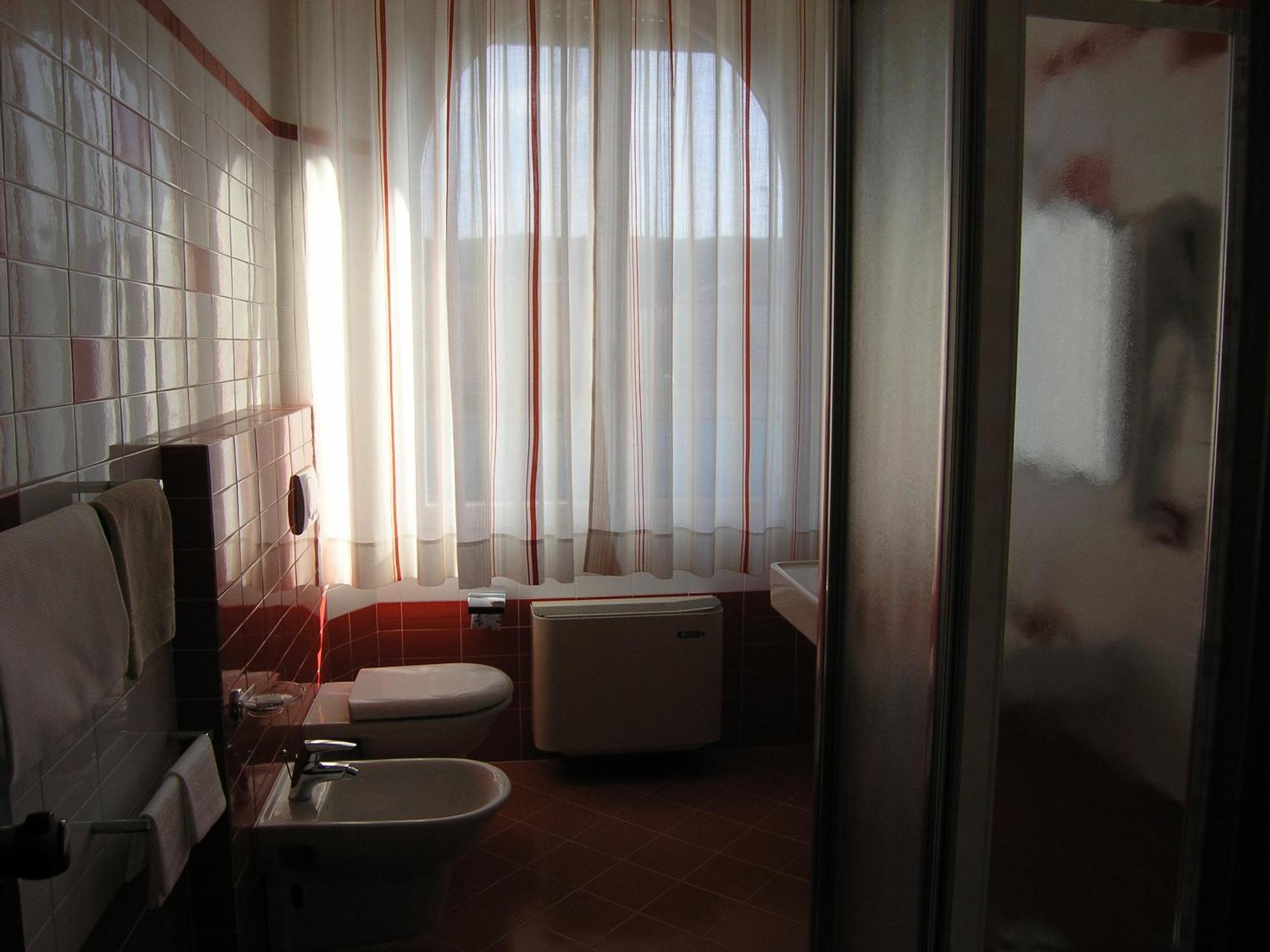 Elba Hotel โรซินญาโน โซลเวย์ ภายนอก รูปภาพ